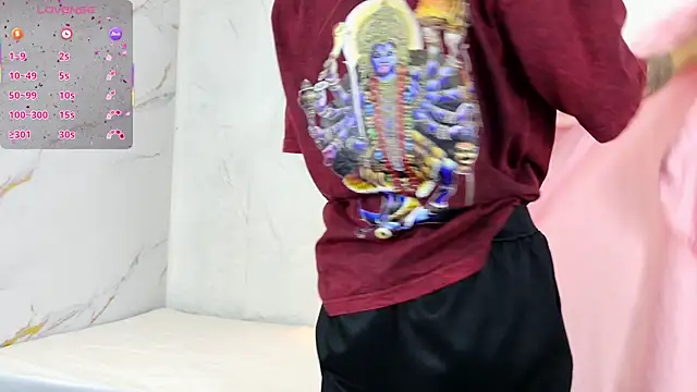 Snapshot of zorravioletta1 chatting on 01/12/26, 12:12 zorravioletta1 online show from 01/12/26, 12:12