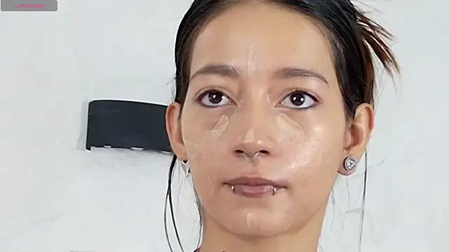 Snapshot of zorravioletta1 chatting on 10/30/25, 12:14 zorravioletta1 online show from 10/30/25, 12:14