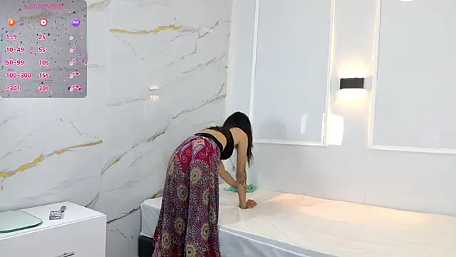 Snapshot of zorravioletta1 chatting on 02/10/26, 11:31 zorravioletta1 online show from 02/10/26, 11:31