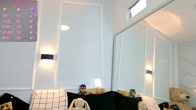 Snapshot of zorravioletta1 chatting on 02/24/26, 11:44 zorravioletta1 online show from 02/24/26, 11:44