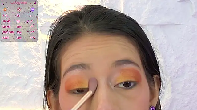 Snapshot of zorravioletta1 chatting on 10/25/25, 01:34 zorravioletta1 online show from 10/25/25, 01:34