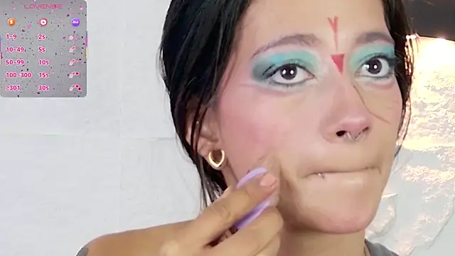 Snapshot of zorravioletta1 chatting on 11/22/25, 12:59 zorravioletta1 online show from 11/22/25, 12:59