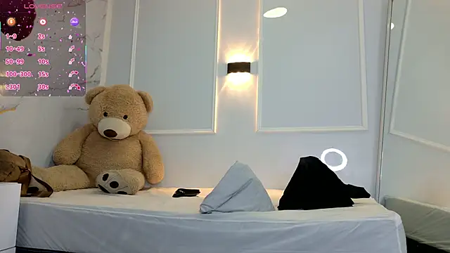 zorravioletta1 online show from 03/22/26, 11:56