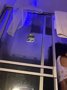 Snapshot of Marie_Rose chatting on 12/13/24, 11:45 Marie Rose online show from 12/13/24, 11:45