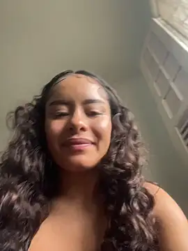 Snapshot of Marie_Rose chatting on 10/09/25, 03:45 Marie Rose online show from 10/09/25, 03:45