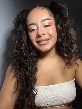 Snapshot of Marie_Rose chatting on 11/09/25, 11:53 Marie Rose online show from 11/09/25, 11:53