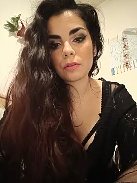 Snapshot of Saturnia_Yvonne chatting on 01/21/25, 12:15 Saturnia Yvonne online show from 01/21/25, 12:15
