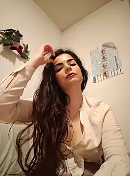 Snapshot of Saturnia_Yvonne chatting on 02/27/25, 10:31 Saturnia Yvonne online show from 02/27/25, 10:31