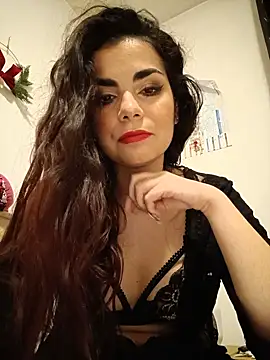 Snapshot of Saturnia_Yvonne chatting on 01/23/25, 05:52 Saturnia Yvonne online show from 01/23/25, 05:52