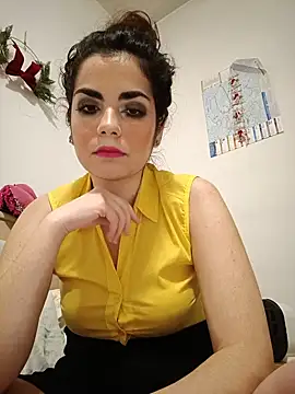 Snapshot of Saturnia_Yvonne chatting on 01/31/25, 11:45 Saturnia Yvonne online show from 01/31/25, 11:45