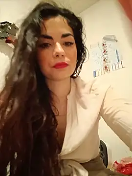 Snapshot of Saturnia_Yvonne chatting on 03/01/25, 12:39 Saturnia Yvonne online show from 03/01/25, 12:39