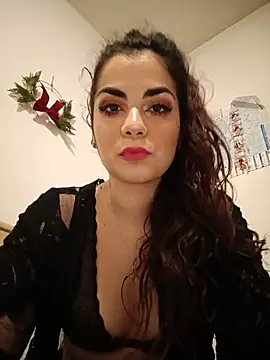 Snapshot of Saturnia_Yvonne chatting on 01/07/25, 11:24 Saturnia Yvonne online show from 01/07/25, 11:24