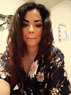 Snapshot of Saturnia_Yvonne chatting on 02/23/25, 11:47 Saturnia Yvonne online show from 02/23/25, 11:47