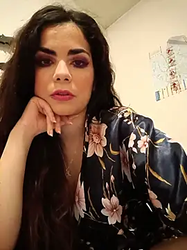 Snapshot of Saturnia_Yvonne chatting on 02/21/25, 05:53 Saturnia Yvonne online show from 02/21/25, 05:53