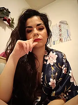 Snapshot of Saturnia_Yvonne chatting on 02/23/25, 06:34 Saturnia Yvonne online show from 02/23/25, 06:34