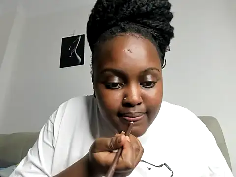 Snapshot of _nightnurse chatting on 02/07/26, 03:25 nightnurse online show from 02/07/26, 03:25