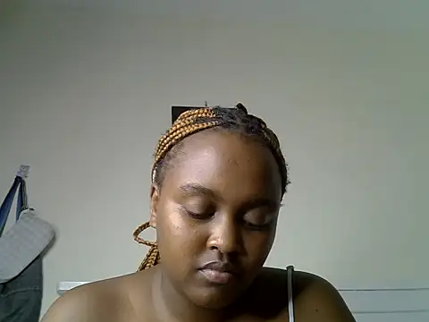 Snapshot of _nightnurse chatting on 02/01/25, 05:58 nightnurse online show from 02/01/25, 05:58