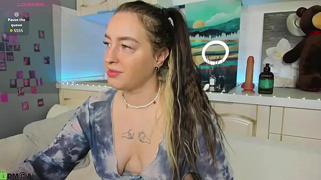 Kruela Eva online show from 11/28/25, 11:27