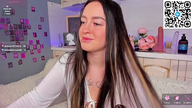 Snapshot of Kruela_Eva chatting on 03/03/25, 11:35 Kruela Eva online show from 03/03/25, 11:35