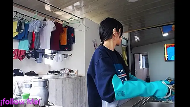 Nefera 16 online show from 02/12/25, 12:33