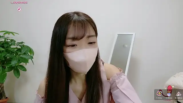 momochan88 online show from 02/10/26, 12:04