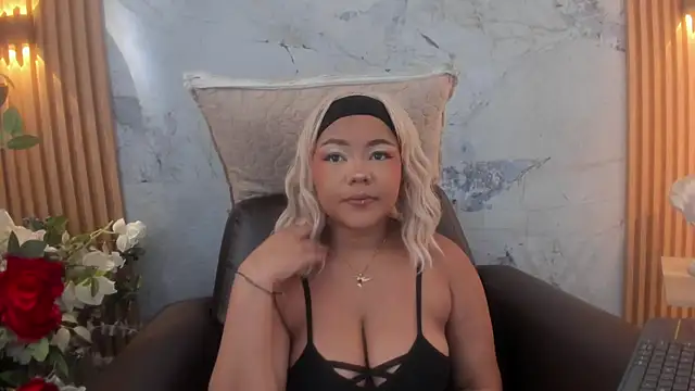 cherry chel online show from 12/17/25, 07:41