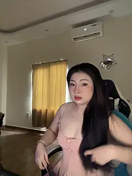 Snapshot of MiMi_0293 chatting on 06/10/26, 08:04 MiMi 0293 online show from 06/10/26, 08:04