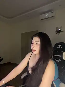 Snapshot of MiMi_0293 chatting on 06/19/26, 03:29 MiMi 0293 online show from 06/19/26, 03:29