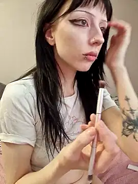  Alice 0-0 online show from 05/03/26, 05:45