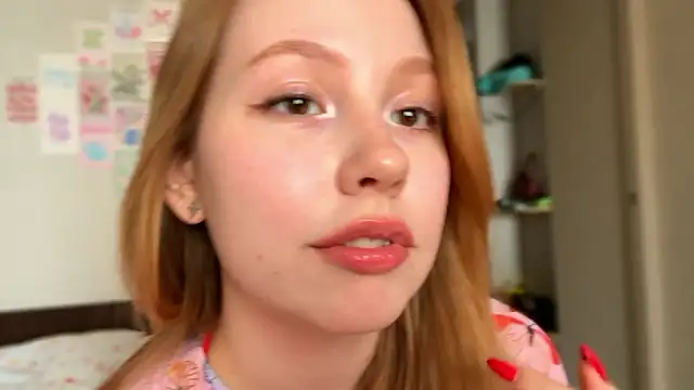 HoneyAudrey online show from 03/28/26, 02:56