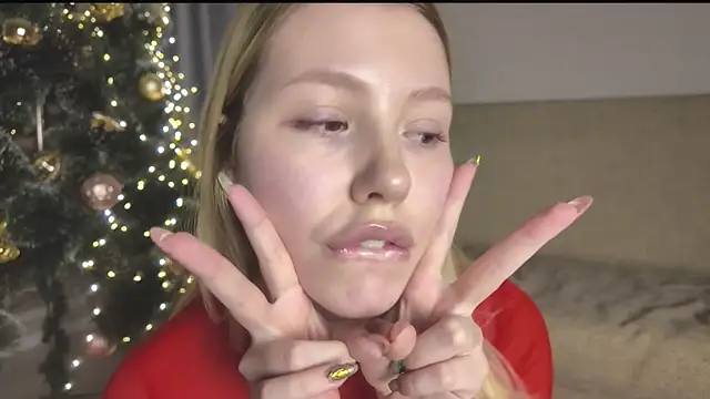 HoneyAudrey online show from 12/21/25, 12:57