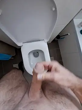 Snapshot of oldermanforwomen chatting on 11/05/25, 01:36 oldermanforwomen online show from 11/05/25, 01:36