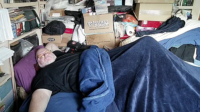 hadeszeuss2 online show from 03/02/26, 03:19