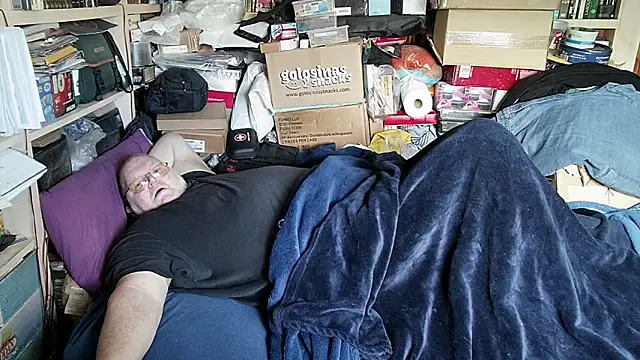 hadeszeuss2 online show from 02/13/26, 02:28