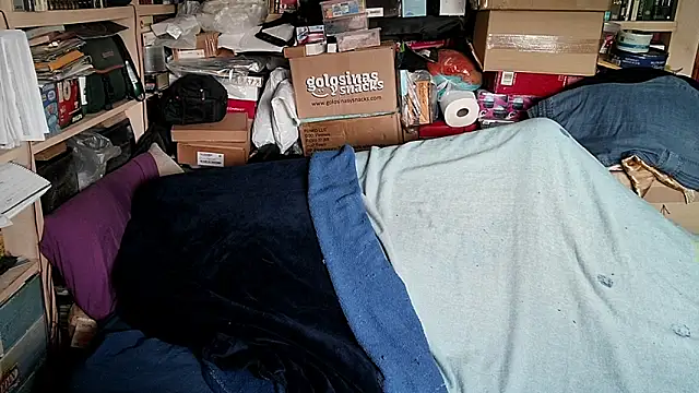 hadeszeuss2 online show from 02/10/26, 02:49