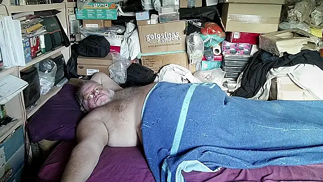 hadeszeuss2 online show from 11/11/25, 03:07