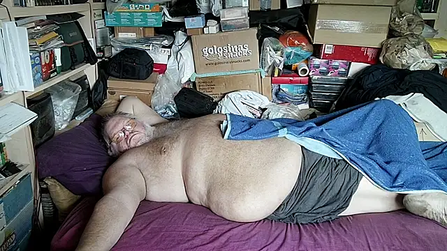 hadeszeuss2 online show from 11/15/25, 02:21