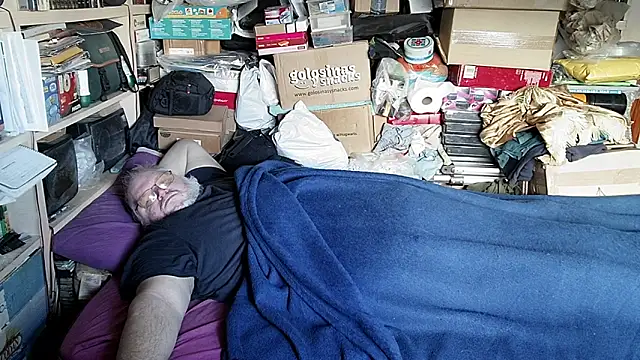 hadeszeuss2 online show from 12/02/25, 08:49