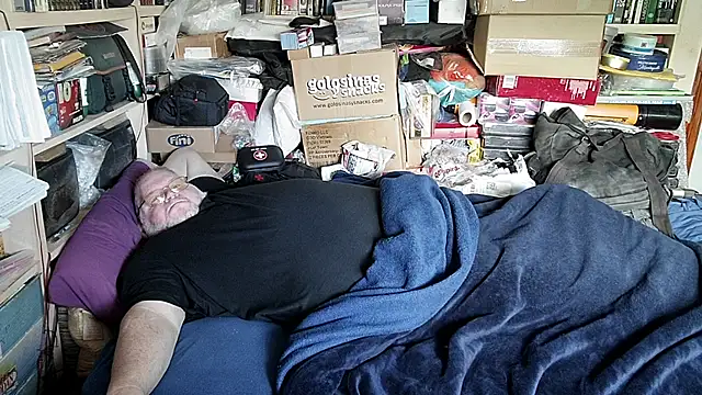 hadeszeuss2 online show from 03/25/26, 03:33