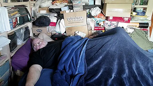 hadeszeuss2 online show from 03/29/26, 03:13