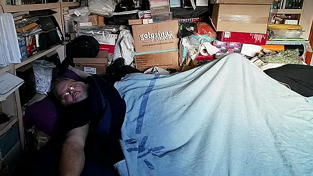 hadeszeuss2 online show from 01/11/26, 03:19