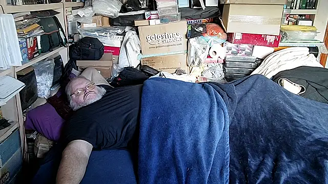 hadeszeuss2 online show from 01/10/26, 02:34