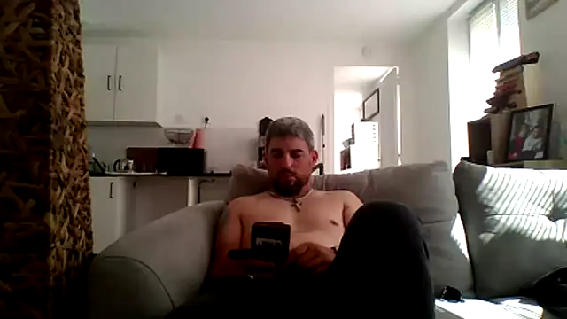 Snapshot of Etalon88 chatting on 06/02/26, 02:39 Etalon88 online show from 06/02/26, 02:39