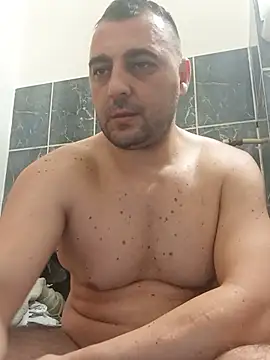 Snapshot of Mirkoxxx@xh chatting on 07/08/26, 06:41 Mirkoxxxxh online show from 07/08/26, 06:41