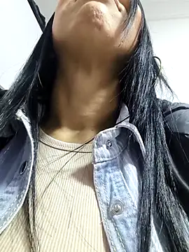 Camille jhonson online show from 11/02/25, 11:04