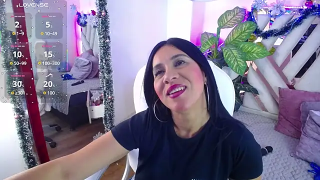 Camille jhonson online show from 12/18/25, 10:08