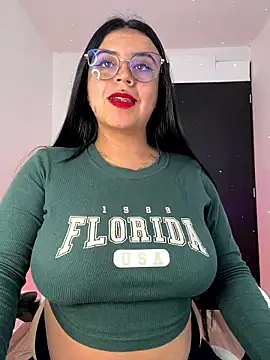 Snapshot of Devilsweet17 chatting on 01/16/26, 08:35 Devilsweet17 online show from 01/16/26, 08:35