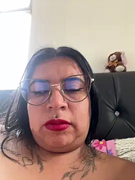 Snapshot of Devilsweet17 chatting on 02/06/26, 07:21 Devilsweet17 online show from 02/06/26, 07:21