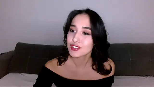 Snapshot of Li_noen chatting on 12/11/24, 01:37 Li noen online show from 12/11/24, 01:37