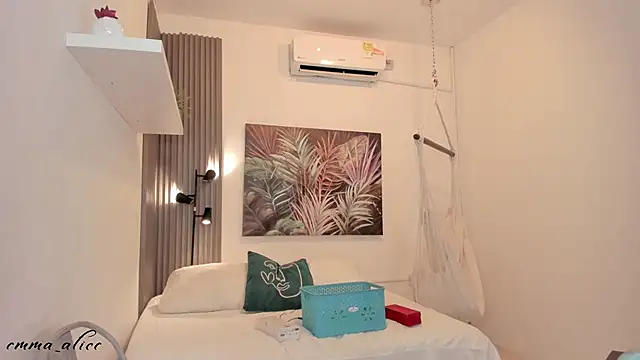 emma alice  online show from 09/10/25, 12:04